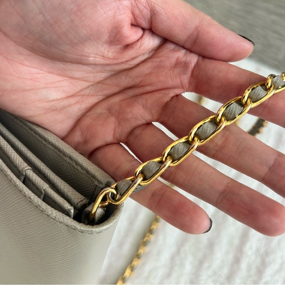 Authentic Prada Saffiano Wallet on Chain - Picture 9 of 11